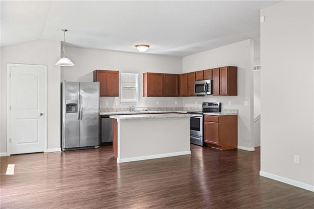717 Samantha Lane, Belton, MO 64012