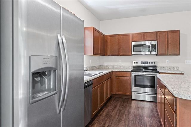 717 Samantha Lane, Belton, MO 64012