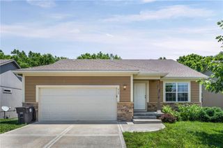 717 Samantha Lane, Belton, MO 64012