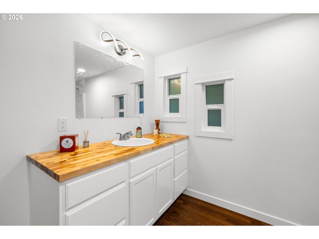 32700 Se LEEWOOD Ln 78B, Boring, OR 97009