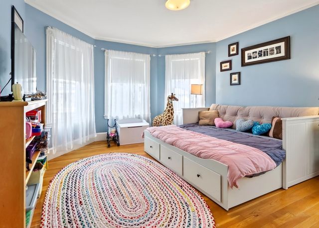 12 Lorette St, Boston, MA 02132