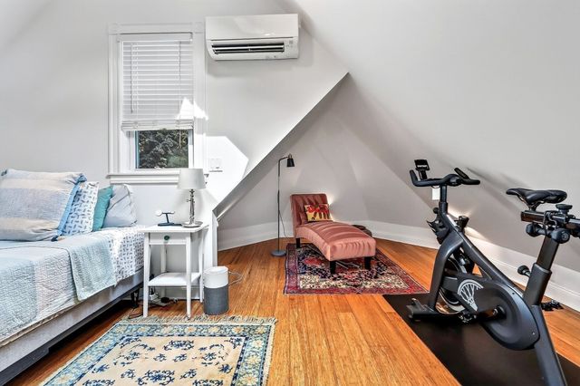 12 Lorette St, Boston, MA 02132
