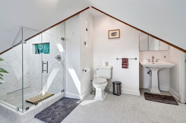 12 Lorette St, Boston, MA 02132