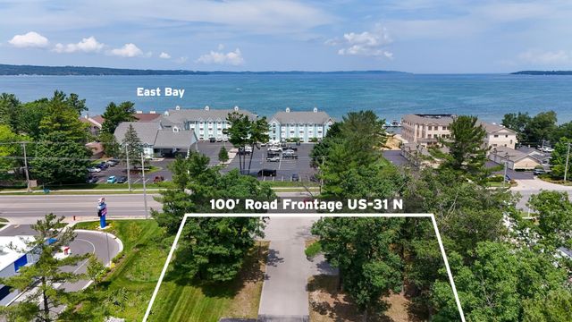 1818 N Us-31, Traverse City, MI 49686