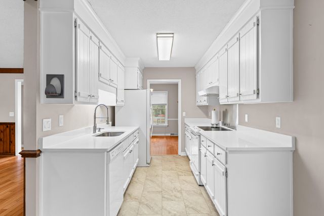 100 Medway Square, Summerville, SC 29485