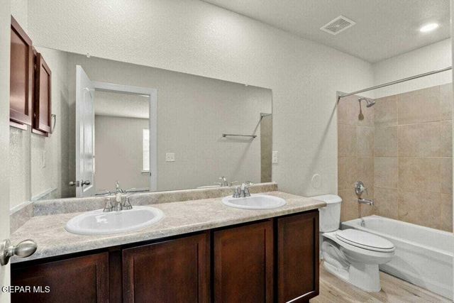 14328 Star Cactus Avenue, Horizon City, TX 79928