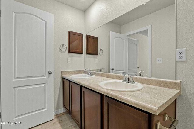 14328 Star Cactus Avenue, Horizon City, TX 79928