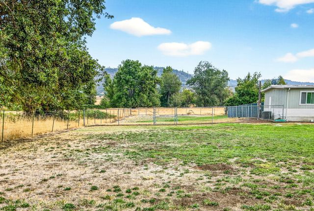 784 Meridian Road, Eagle Point, OR 97524