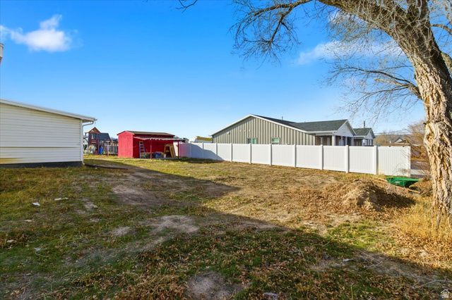 718 S 200 W, Mt Pleasant, UT 84647