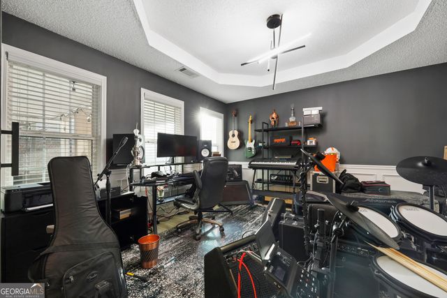 162 Oak View Drive, Hull, GA 30646