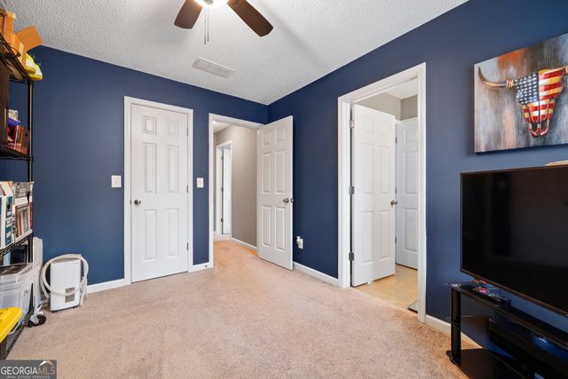 162 Oak View Drive, Hull, GA 30646