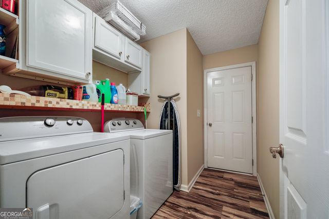 162 Oak View Drive, Hull, GA 30646