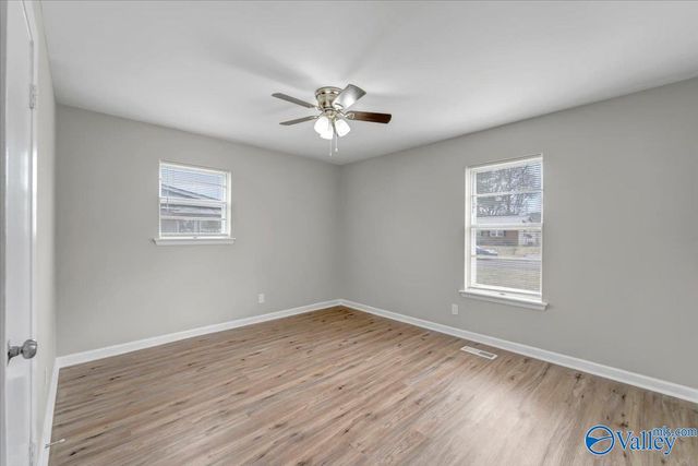 120 SW Cecil Street, Decatur, AL 35601