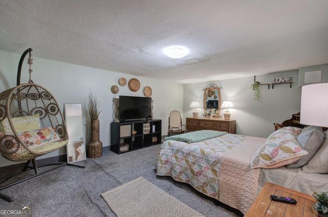 55 Gwendolyn Way, Douglasville, GA 30134