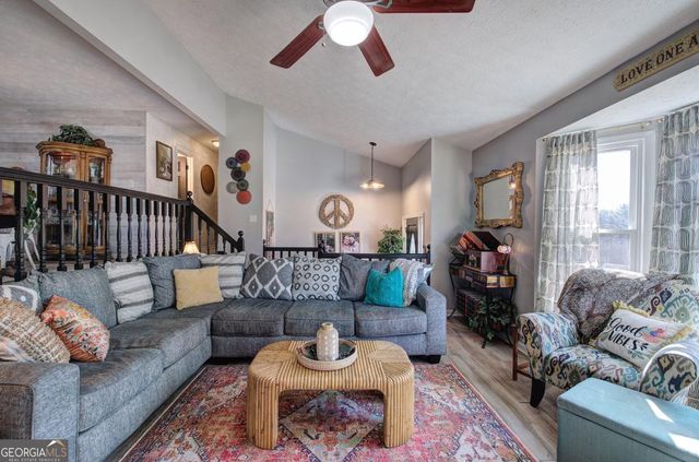 55 Gwendolyn Way, Douglasville, GA 30134