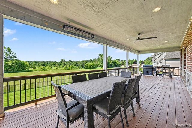 2943 Sleeth Road, Commerce Twp, MI 48382