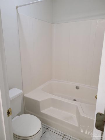 112 Mirabelle Cir, Pensacola, FL 32514