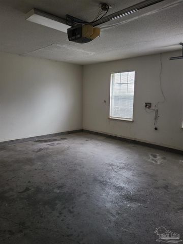 112 Mirabelle Cir, Pensacola, FL 32514