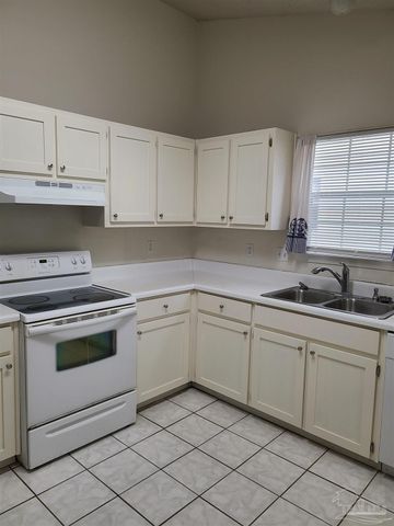 112 Mirabelle Cir, Pensacola, FL 32514