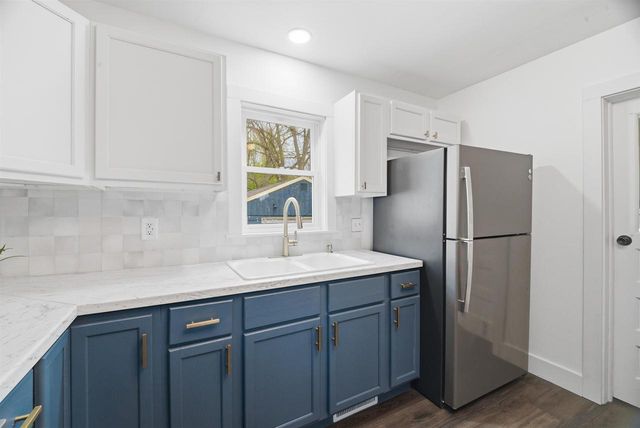 1226 BAY SHORE DRIVE, Oshkosh, WI 54901