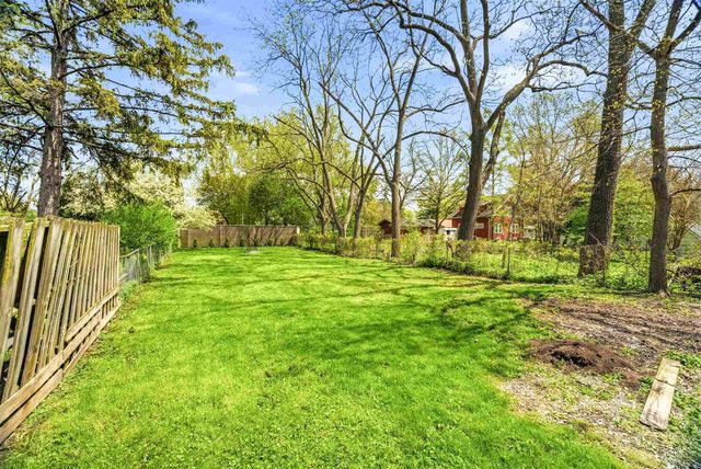 1226 BAY SHORE DRIVE, Oshkosh, WI 54901