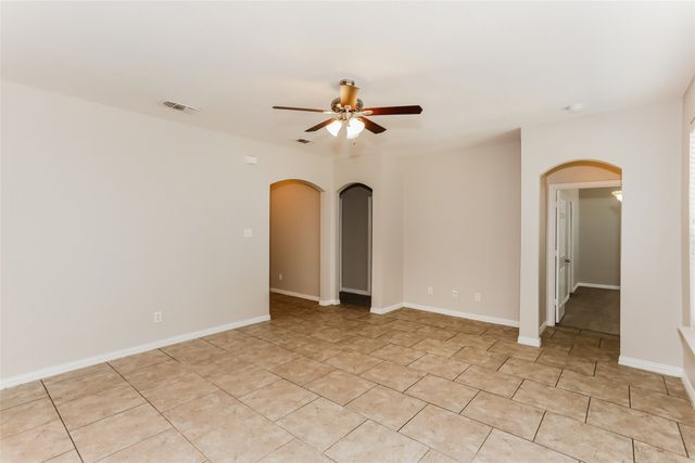 284 Edison Lane, Crowley, TX 76036