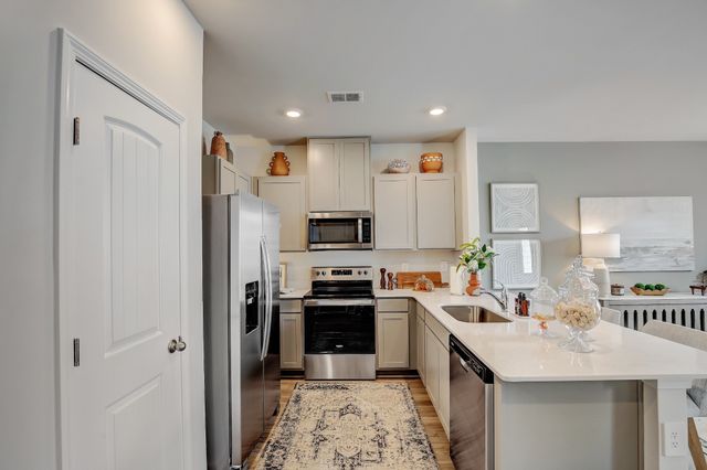 217 Redhead Lane, Lebanon, TN 37090