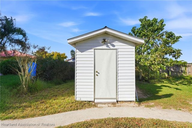 855 Lake June Road, Lake Placid, FL 33852