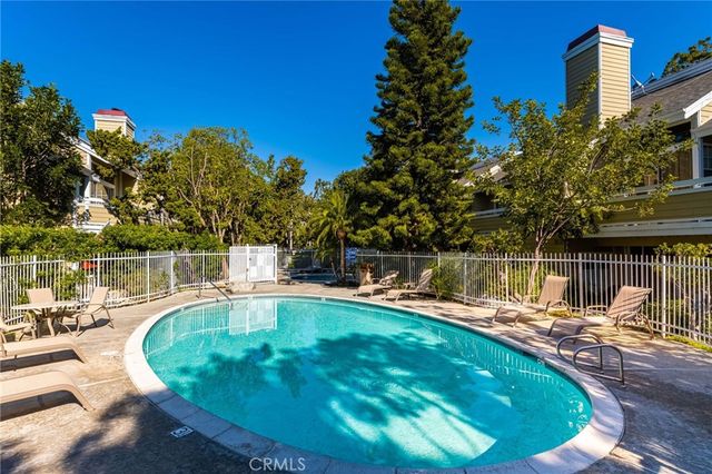 3750 S Bear Street M, Santa Ana, CA 92704