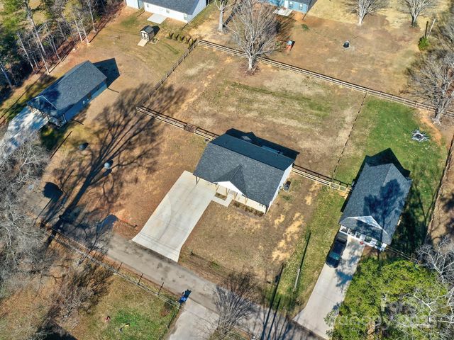140 Elizabeth Avenue, Salisbury, NC 28144