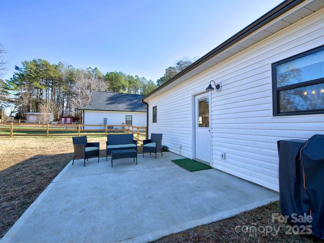 140 Elizabeth Avenue, Salisbury, NC 28144