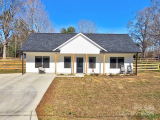 140 Elizabeth Avenue, Salisbury, NC 28144