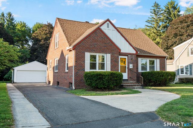 97 Alden Avenue, Enfield, CT 06082