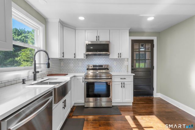 97 Alden Avenue, Enfield, CT 06082