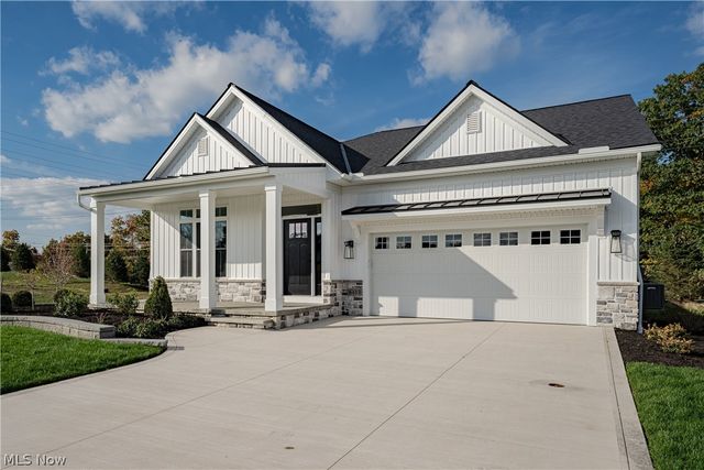 6461 N Cobblestone Road, Mayfield Village, OH 44143