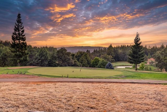16600 Norlene Way, Grass Valley, CA 95949