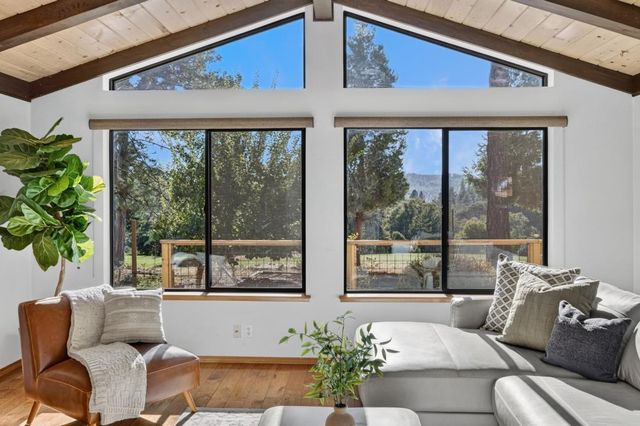 16600 Norlene Way, Grass Valley, CA 95949