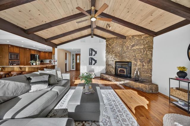 16600 Norlene Way, Grass Valley, CA 95949