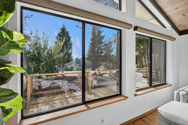 16600 Norlene Way, Grass Valley, CA 95949