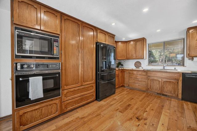 16600 Norlene Way, Grass Valley, CA 95949