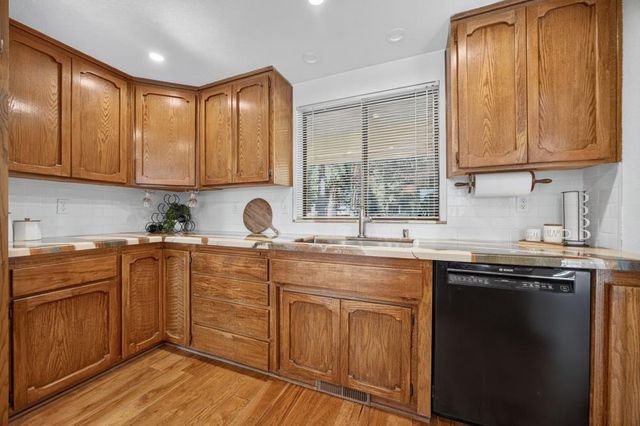 16600 Norlene Way, Grass Valley, CA 95949