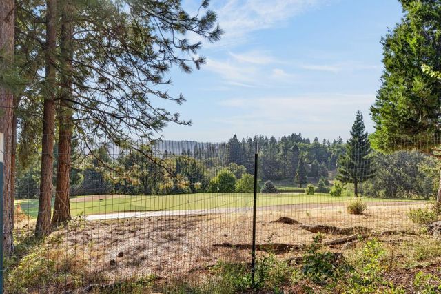 16600 Norlene Way, Grass Valley, CA 95949