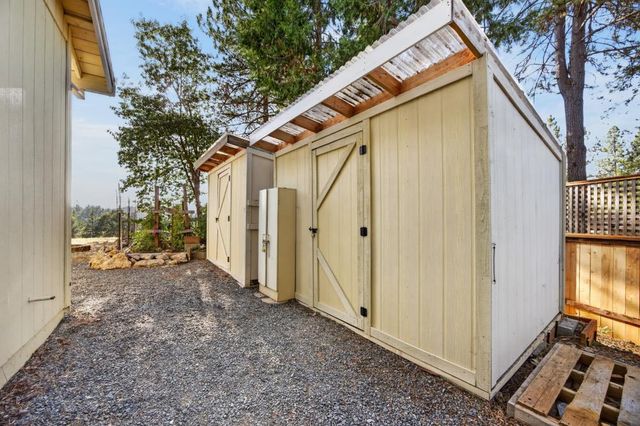 16600 Norlene Way, Grass Valley, CA 95949