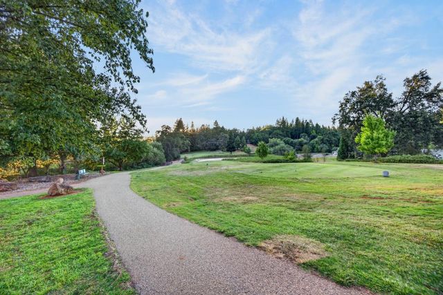 16600 Norlene Way, Grass Valley, CA 95949