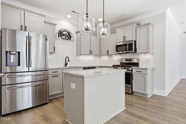 116 Spruce Hollow Circle, Spring Lake, NC 28390