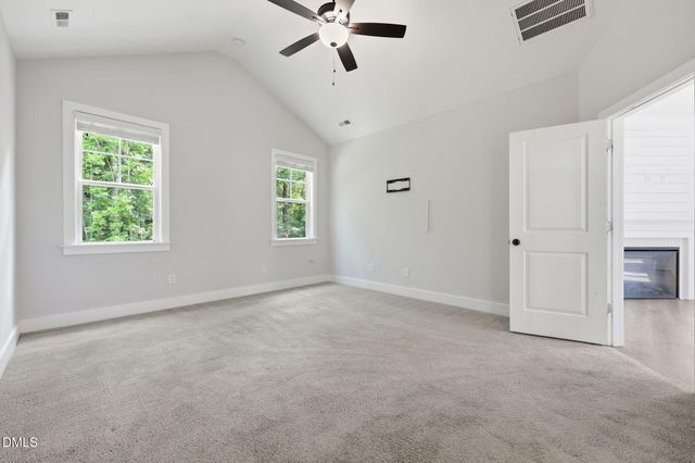 116 Spruce Hollow Circle, Spring Lake, NC 28390