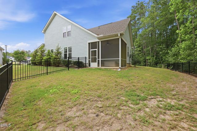 116 Spruce Hollow Circle, Spring Lake, NC 28390