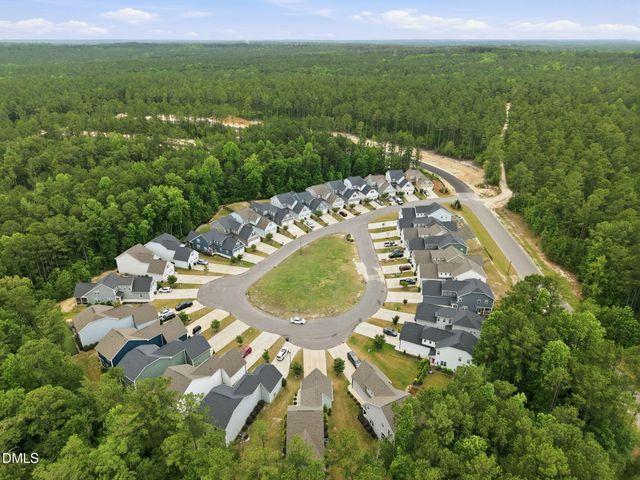 116 Spruce Hollow Circle, Spring Lake, NC 28390