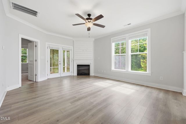 116 Spruce Hollow Circle, Spring Lake, NC 28390