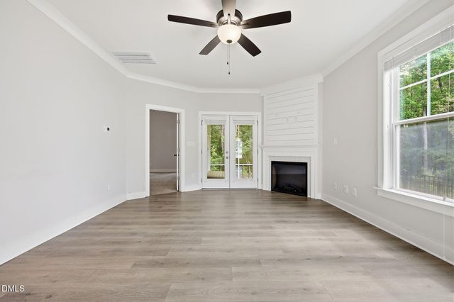 116 Spruce Hollow Circle, Spring Lake, NC 28390